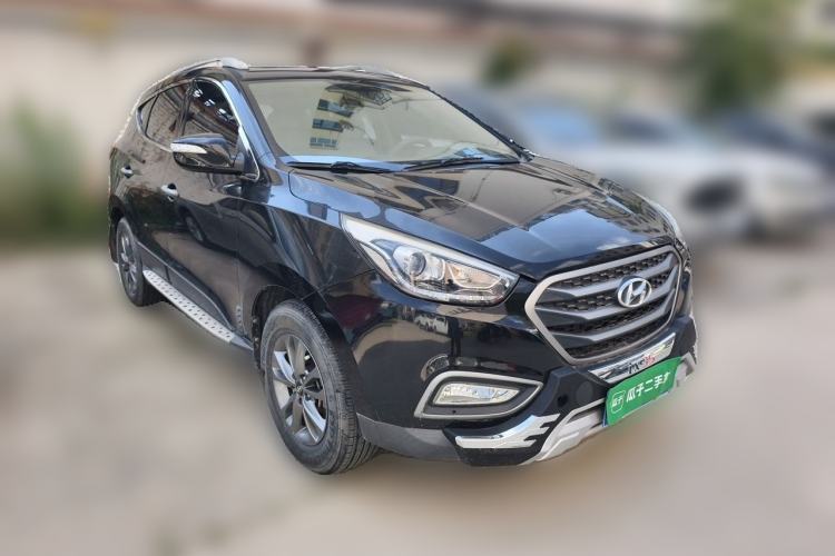 Used Hyundai ix35 2013 2.0L Automatic 2WD Comfort GL China IV Standard Front Right 45 Deg