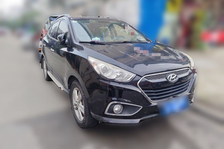 Used Hyundai ix35 2013 2.0L Automatic Two-Wheel Drive Smart GLS China IV Standard Front Right 45 Deg