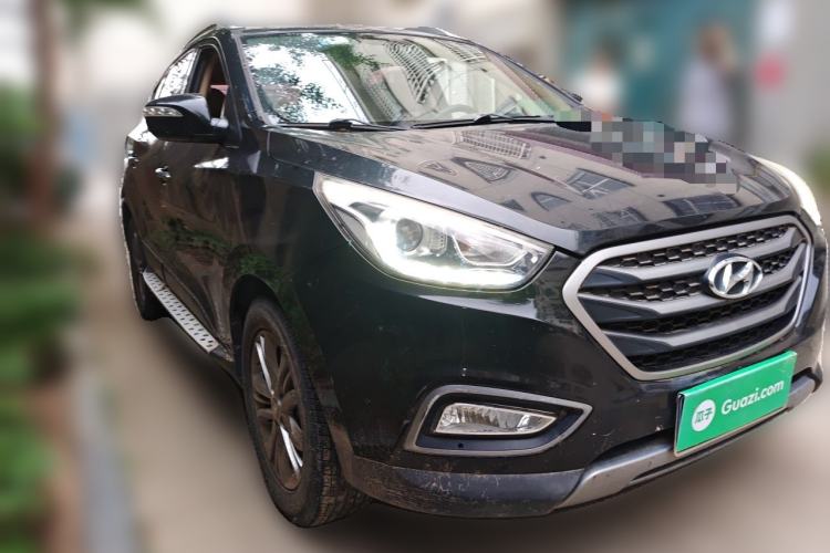 Used Hyundai ix35 2013 2.0L Automatic Two-Wheel Drive Smart GLS China IV Standard Front Right 45 Deg