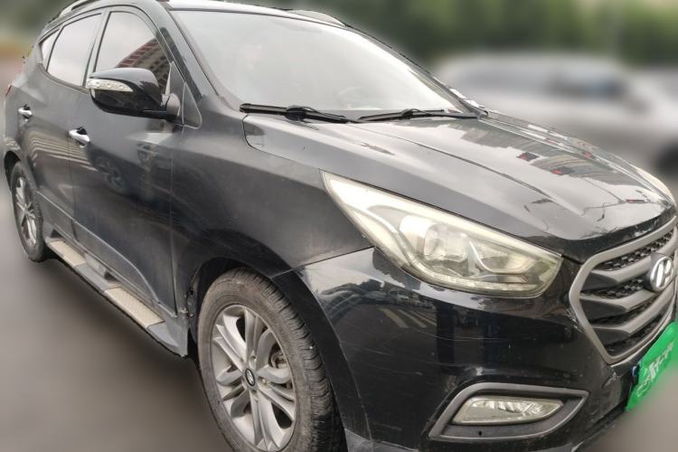 Used Hyundai ix35 2013 2.0L Automatic Two-Wheel Drive Smart GLS China IV Standard Front Right 45 Deg