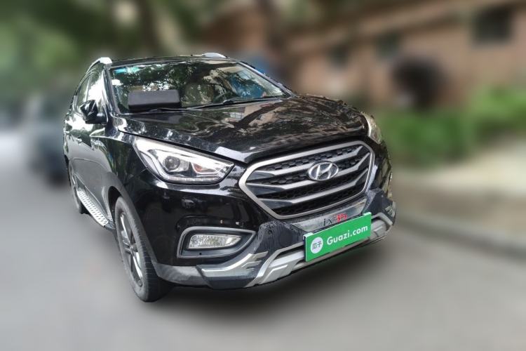 Used Hyundai ix35 2013 2.0L Automatic Two-Wheel Drive Smart GLS China IV Standard Front Right 45 Deg