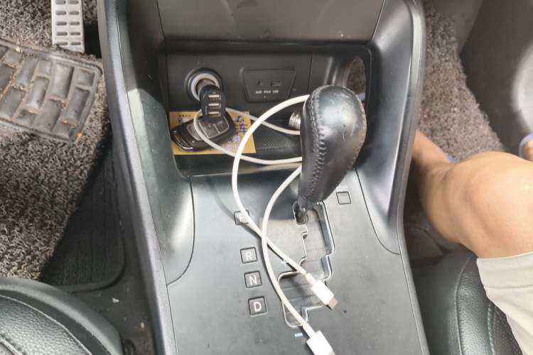 Used Hyundai ix35 2013 2.4L Automatic 2WD Leading GLX China IV Standard Gear Lever