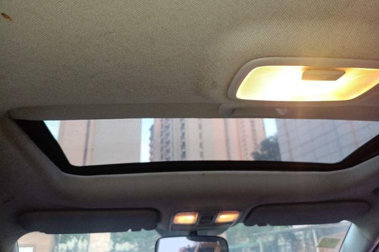Used Hyundai ix35 2013 2.0L Automatic 2WD Comfort GL China IV Standard Headliner