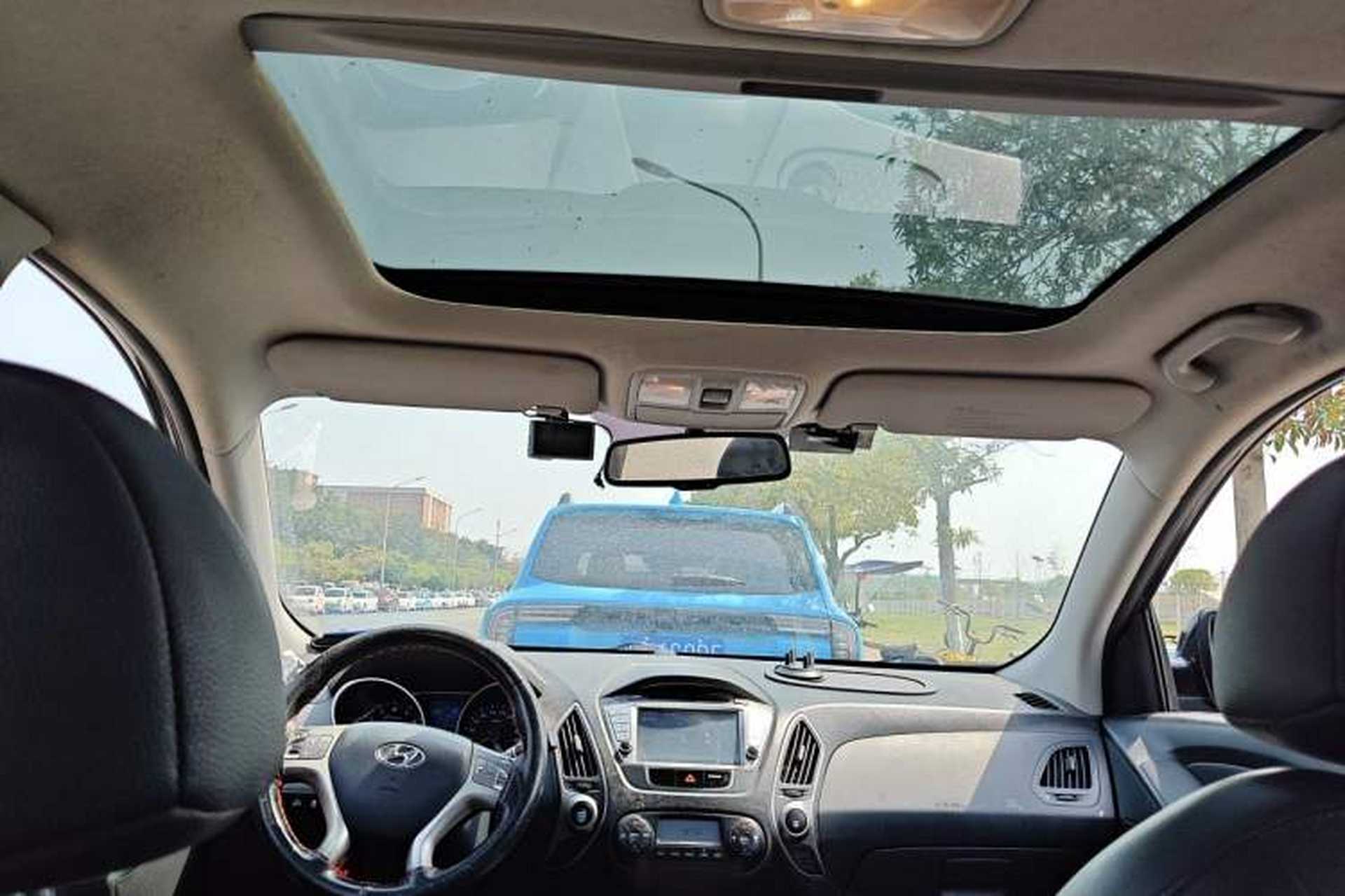 Used Hyundai ix35 2013 2.0L Automatic 2WD Comfort GL China IV Standard Headliner