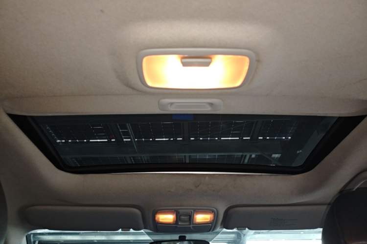 Used Hyundai ix35 2013 2.0L Automatic Two-Wheel Drive Smart GLS China IV Standard Headliner