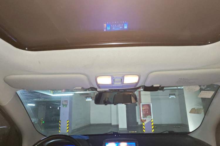 Used Hyundai ix35 2013 2.0L Automatic Two-Wheel Drive Smart GLS China IV Standard Headliner