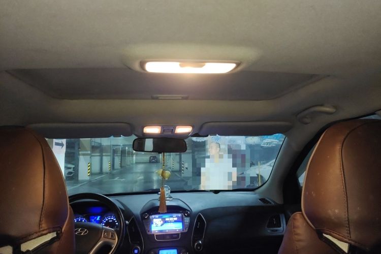 Used Hyundai ix35 2013 2.0L Automatic Two-Wheel Drive Smart GLS China IV Standard Headliner