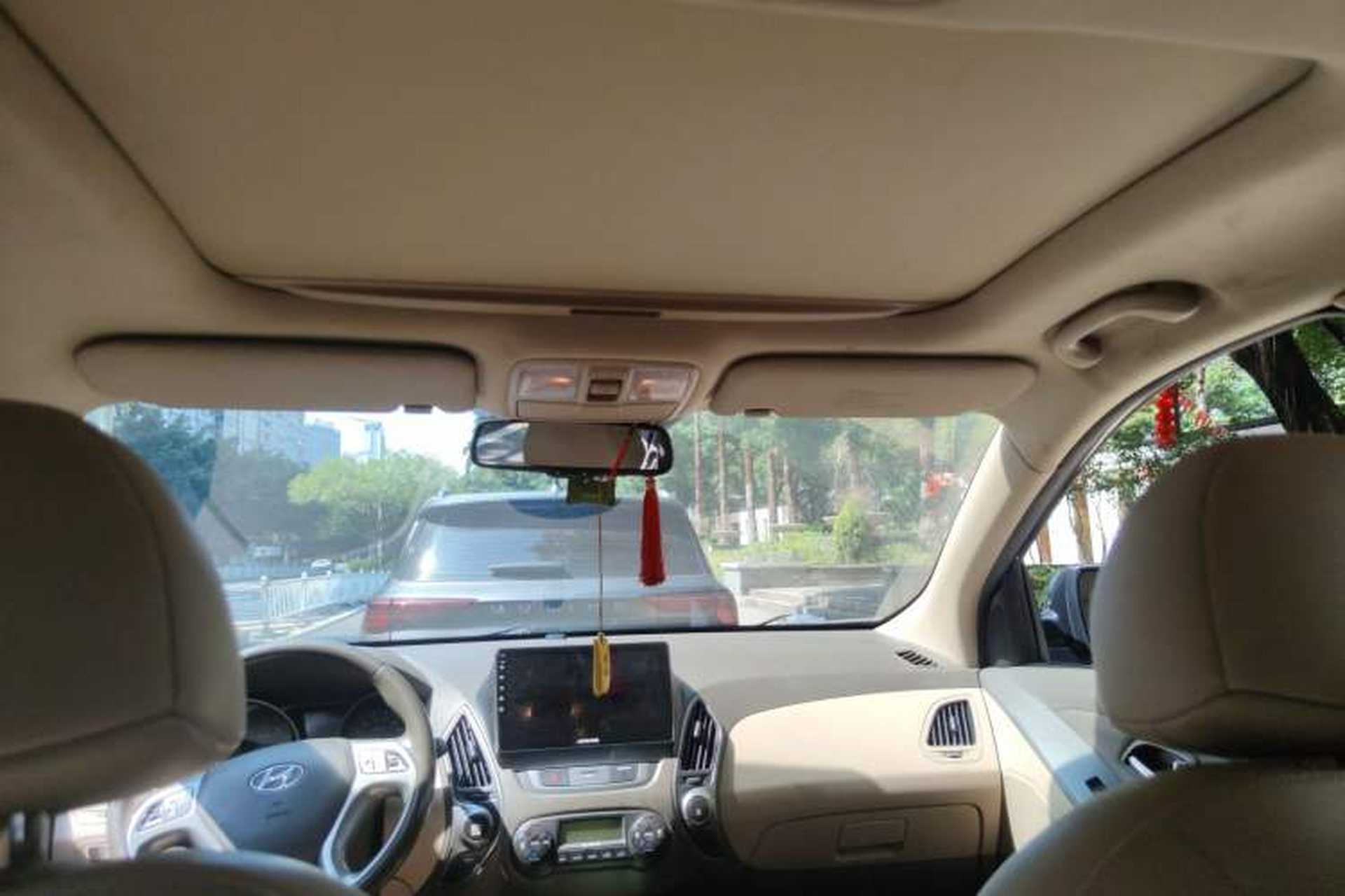 Used Hyundai ix35 2013 2.0L Automatic 4x4 Intelligent GLS China IV Standard Headliner