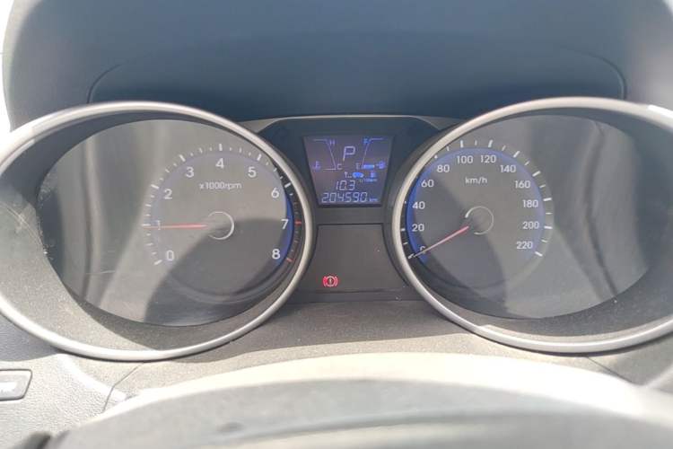 Used Hyundai ix35 2013 2.0L Automatic Two-Wheel Drive Smart GLS China V Standard Instrument Cluster