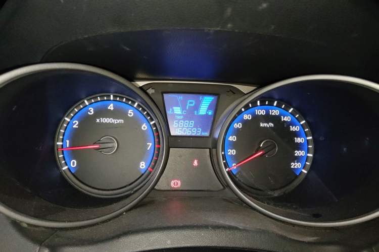 Used Hyundai ix35 2013 2.0L Automatic 2WD Comfort GL China IV Standard Instrument Cluster