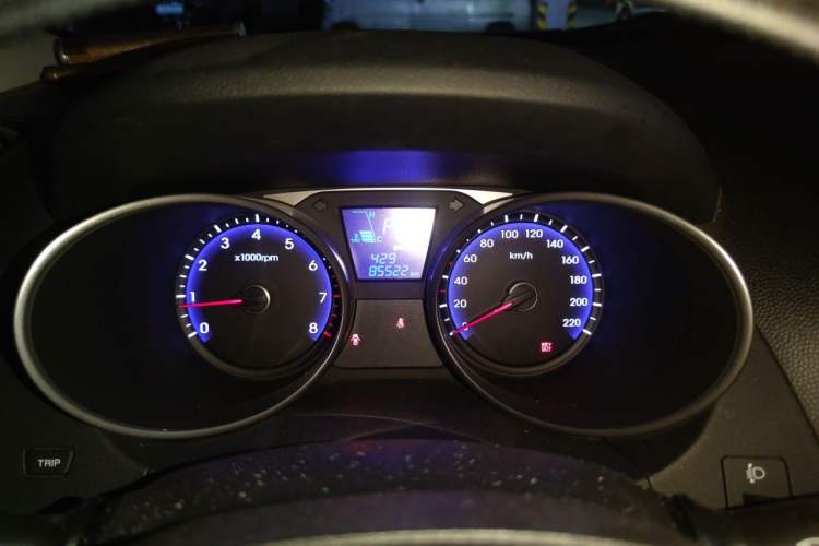 Used Hyundai ix35 2013 2.0L Automatic Two-Wheel Drive Smart GLS China IV Standard Instrument Cluster