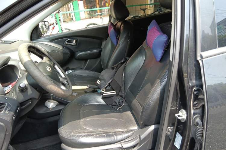 Used Hyundai ix35 2013 2.0L Automatic Two-Wheel Drive Smart GLS China IV Standard Left Front Seat