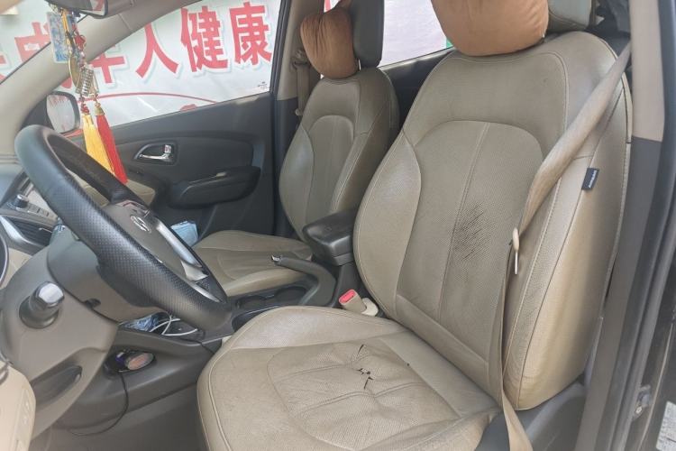 Used Hyundai ix35 2013 2.0L Automatic Two-Wheel Drive Smart GLS China IV Standard Left Front Seat