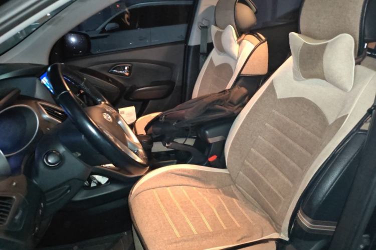 Used Hyundai ix35 2013 2.0L Automatic Two-Wheel Drive Smart GLS China IV Standard Left Front Seat