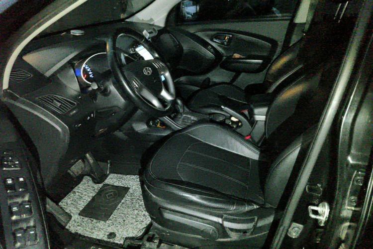 Used Hyundai ix35 2013 2.0L Automatic Two-Wheel Drive Smart GLS China IV Standard Left Front Seat