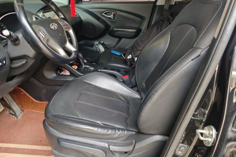Used Hyundai ix35 2013 2.0L Automatic Two-Wheel Drive Smart GLS China IV Standard Left Front Seat