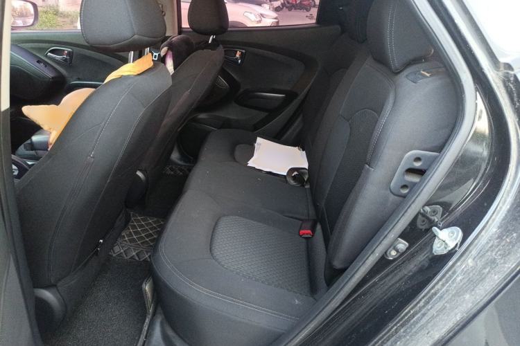 Used Hyundai ix35 2013 2.0L Automatic 2WD Comfort GL China IV Standard Left Rear Seat
