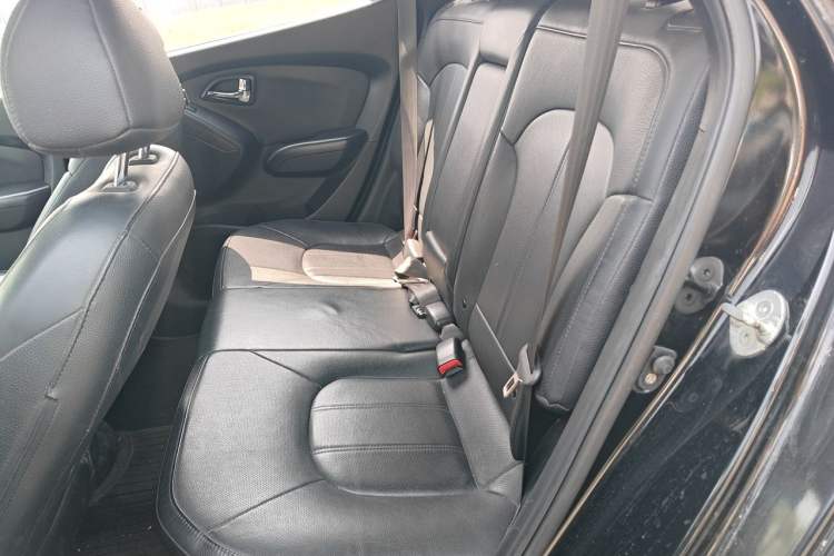Used Hyundai ix35 2013 2.0L Automatic 2WD Comfort GL China IV Standard Left Rear Seat