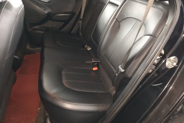 Used Hyundai ix35 2013 2.0L Automatic Two-Wheel Drive Smart GLS China IV Standard Left Rear Seat