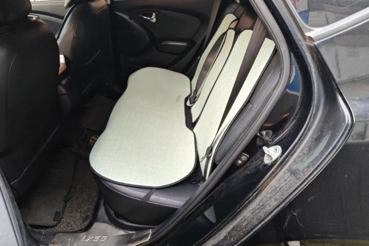 Used Hyundai ix35 2013 2.0L Automatic Two-Wheel Drive Smart GLS China IV Standard Left Rear Seat