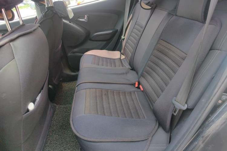 Used Hyundai ix35 2013 2.0L Automatic 2WD Comfort GL China IV Standard Left Rear Seat