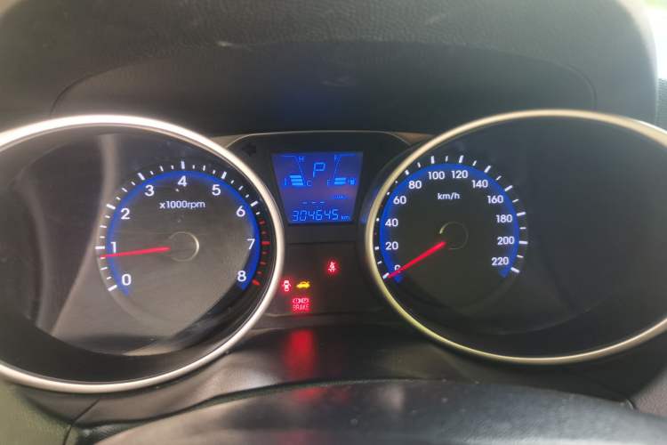 Used Hyundai ix35 2013 2.0L Automatic 2WD Comfort GL China IV Standard Odometer Close Up