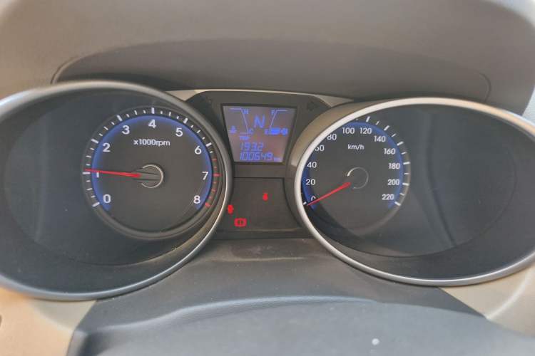 Used Hyundai ix35 2013 2.0L Automatic 2WD Comfort GL China IV Standard Odometer Close Up