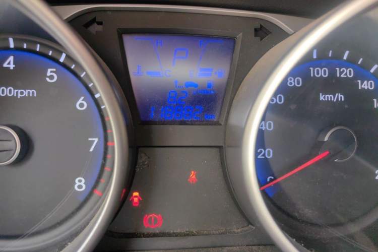 Used Hyundai ix35 2013 2.0L Automatic 2WD Comfort GL China IV Standard Odometer Close Up