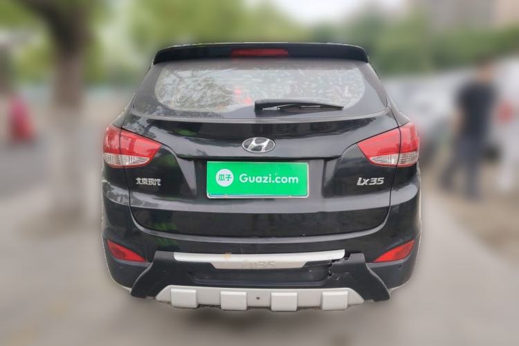 Used Hyundai ix35 2013 2.0L Automatic Two-Wheel Drive Smart GLS China IV Standard Rear