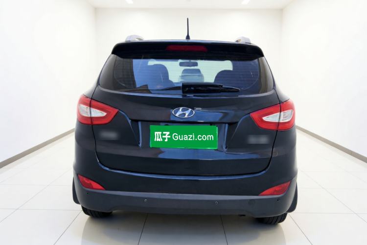 Used Hyundai ix35 2013 2.0L Automatic Two-Wheel Drive Smart GLS China IV Standard Rear