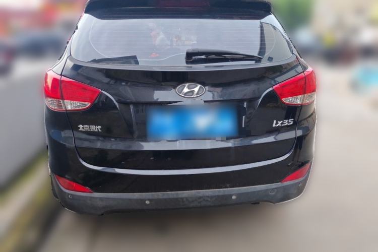 Used Hyundai ix35 2013 2.0L Automatic Two-Wheel Drive Smart GLS China IV Standard Rear