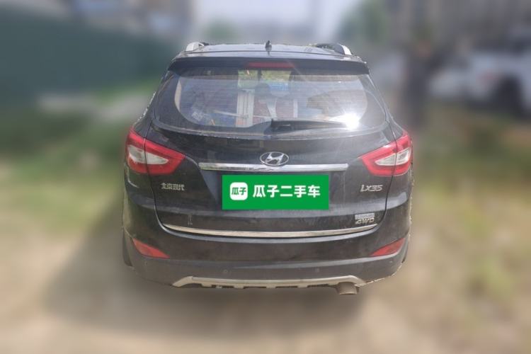Used Hyundai ix35 2013 2.0L Automatic Two-Wheel Drive Smart GLS China IV Standard Rear