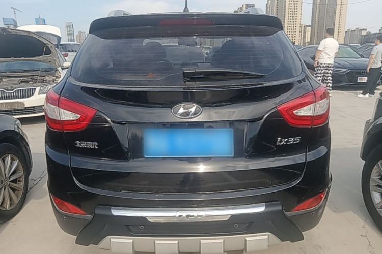 Used Hyundai ix35 2013 2.0L Automatic Two-Wheel Drive Smart GLS China IV Standard Rear