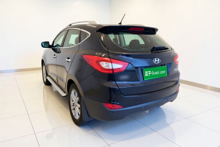 Used Hyundai ix35 2013 2.0L Automatic Two-Wheel Drive Smart GLS China IV Standard Rear Left 45 Deg