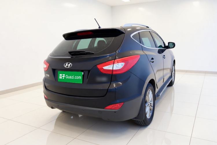 Used Hyundai ix35 2013 2.0L Automatic Two-Wheel Drive Smart GLS China IV Standard Rear Right 45 Deg