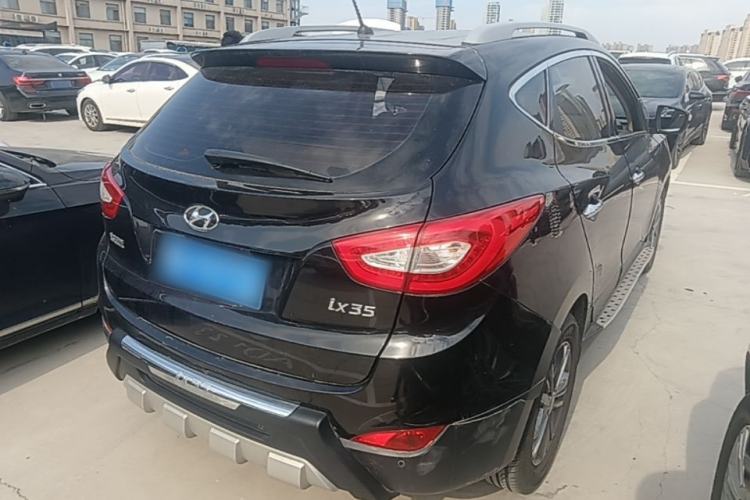 Used Hyundai ix35 2013 2.0L Automatic Two-Wheel Drive Smart GLS China IV Standard Rear Right 45 Deg