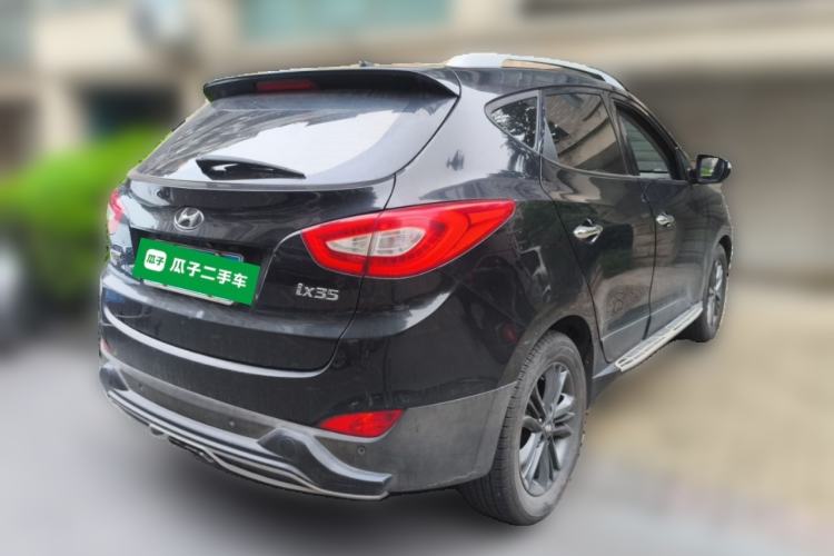 Used Hyundai ix35 2013 2.0L Automatic Two-Wheel Drive Smart GLS China IV Standard Rear Right 45 Deg
