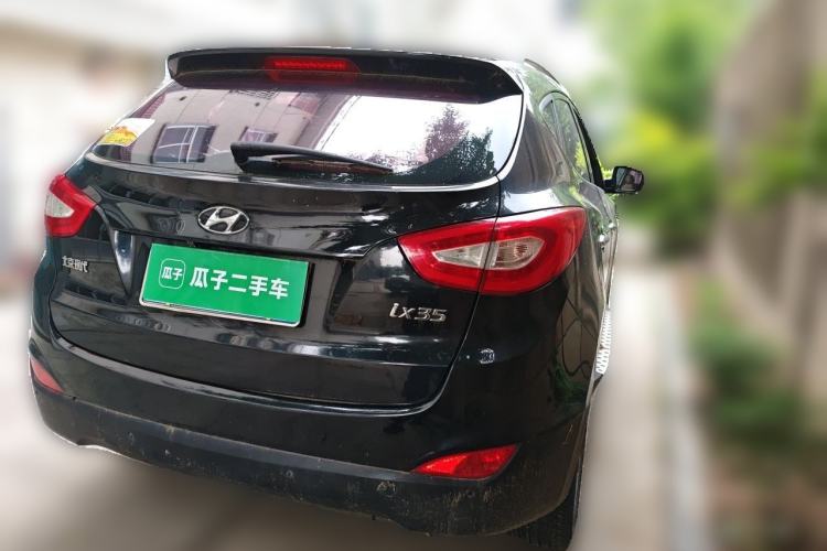 Used Hyundai ix35 2013 2.0L Automatic Two-Wheel Drive Smart GLS China IV Standard Rear Right 45 Deg