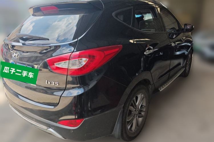 Used Hyundai ix35 2013 2.0L Automatic Two-Wheel Drive Smart GLS China IV Standard Rear Right 45 Deg