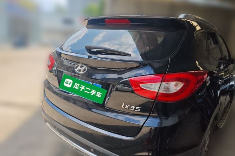 Used Hyundai ix35 2013 2.0L Automatic Two-Wheel Drive Smart GLS China IV Standard Rear