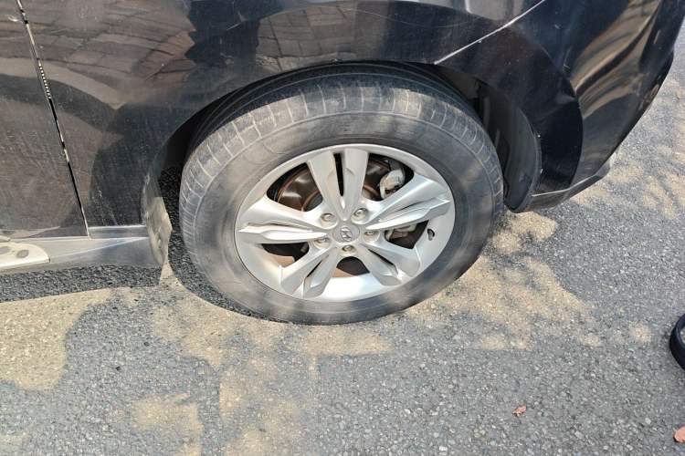 Used Hyundai ix35 2013 2.0L Automatic 2WD Comfort GL China IV Standard Right Front Wheel Hub