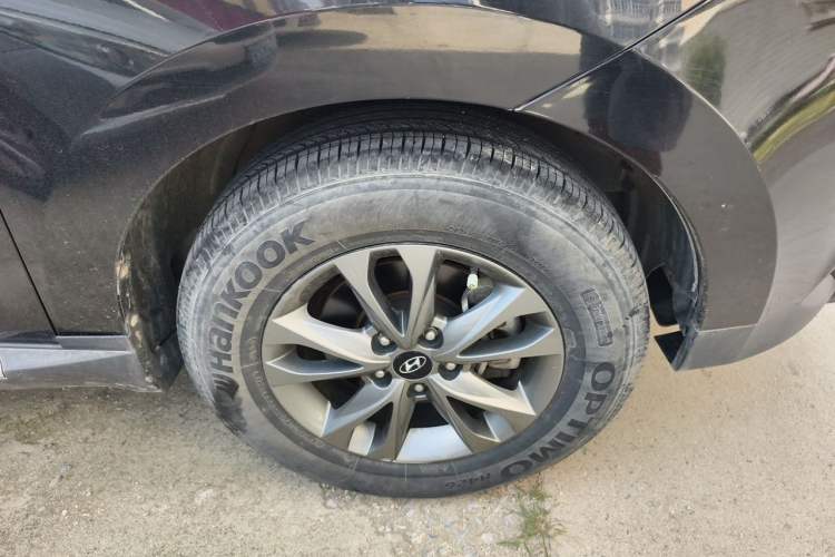 Used Hyundai ix35 2013 2.0L Automatic 2WD Comfort GL China IV Standard Right Front Wheel Hub