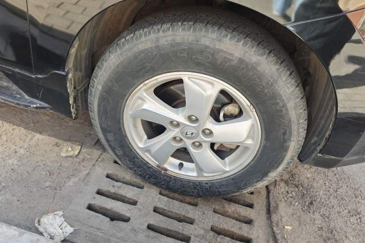 Used Hyundai ix35 2013 2.0L Automatic 2WD Comfort GL China IV Standard Right Front Wheel Hub