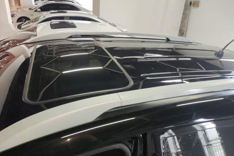 Used Hyundai ix35 2013 2.0L Automatic Two-Wheel Drive Smart GLS China IV Standard Roof