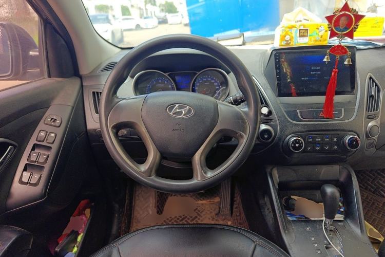 Used Hyundai ix35 2013 2.0L Automatic 2WD Comfort GL China IV Standard Steering Wheel