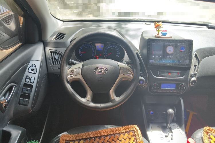 Used Hyundai ix35 2013 2.0L Automatic Two-Wheel Drive Smart GLS China IV Standard Steering Wheel