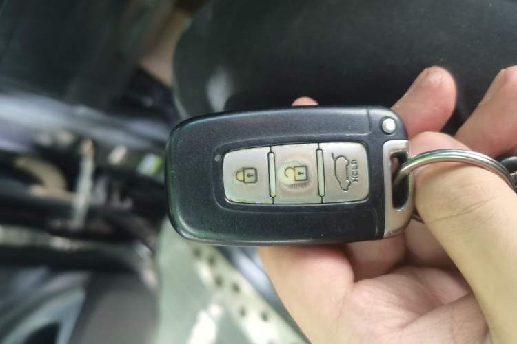 Used Hyundai ix35 2013 2.0L Automatic 2WD Comfort GL China IV Standard Vehicle Key