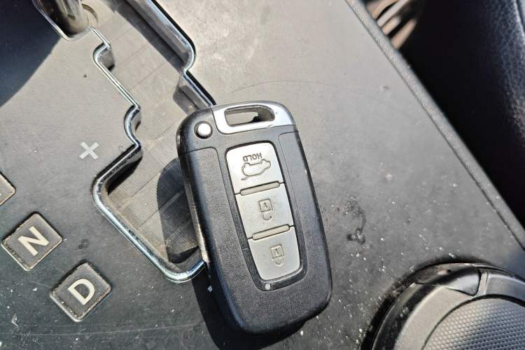 Used Hyundai ix35 2013 2.0L Automatic 2WD Comfort GL China IV Standard Vehicle Key