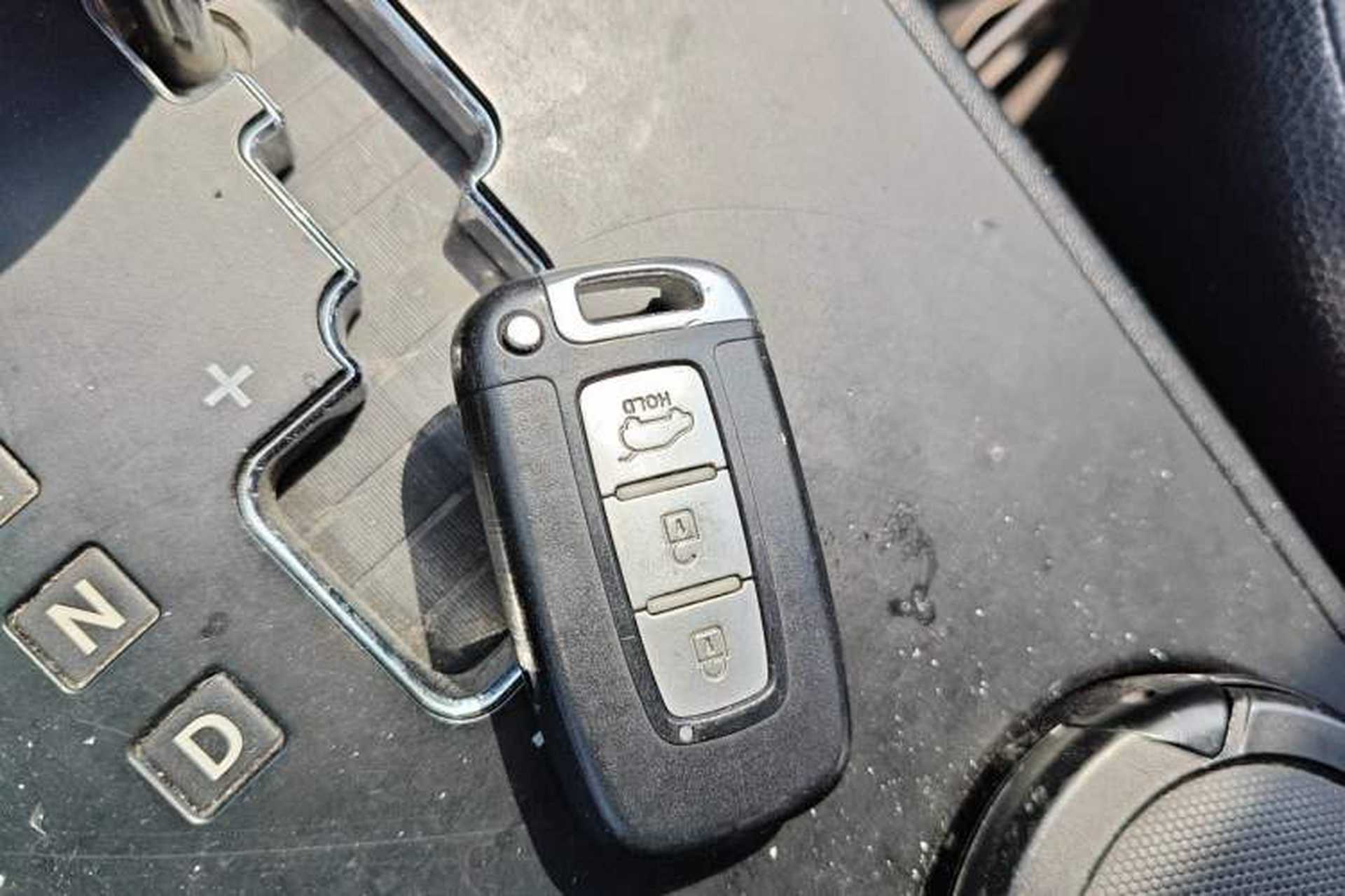 Used Hyundai ix35 2013 2.0L Automatic 2WD Comfort GL China IV Standard Vehicle Key
