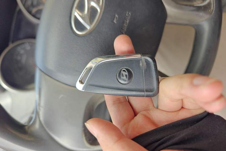 Used Hyundai ix35 2013 2.0L Automatic 2WD Comfort GL China IV Standard Vehicle Key